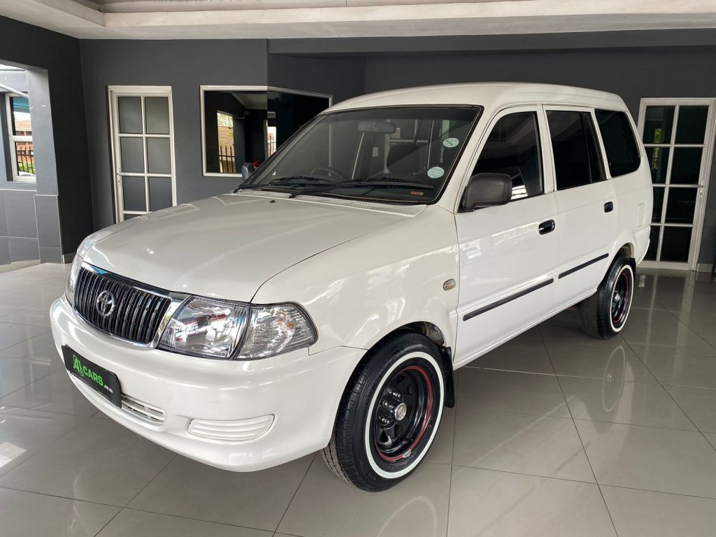 2005 Toyota Condor 3000D TE 7-Seater For Sale!