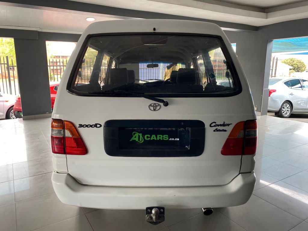 2005 Toyota Condor 3000D TE 7-Seater For Sale!