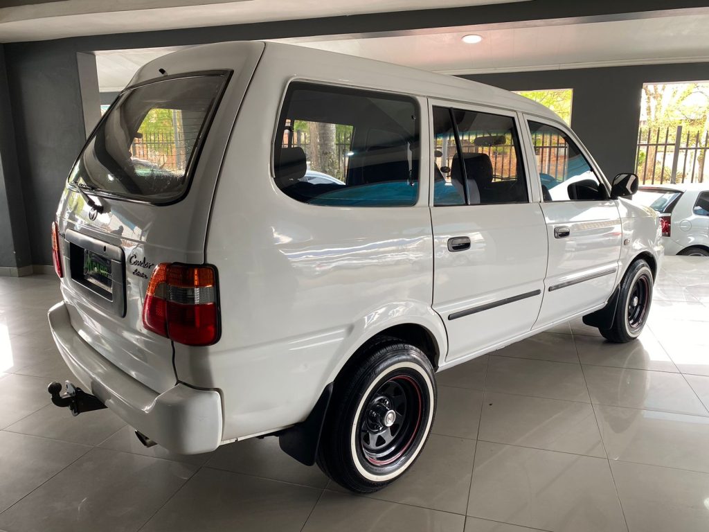 2005 Toyota Condor 3000D TE 7-Seater For Sale!