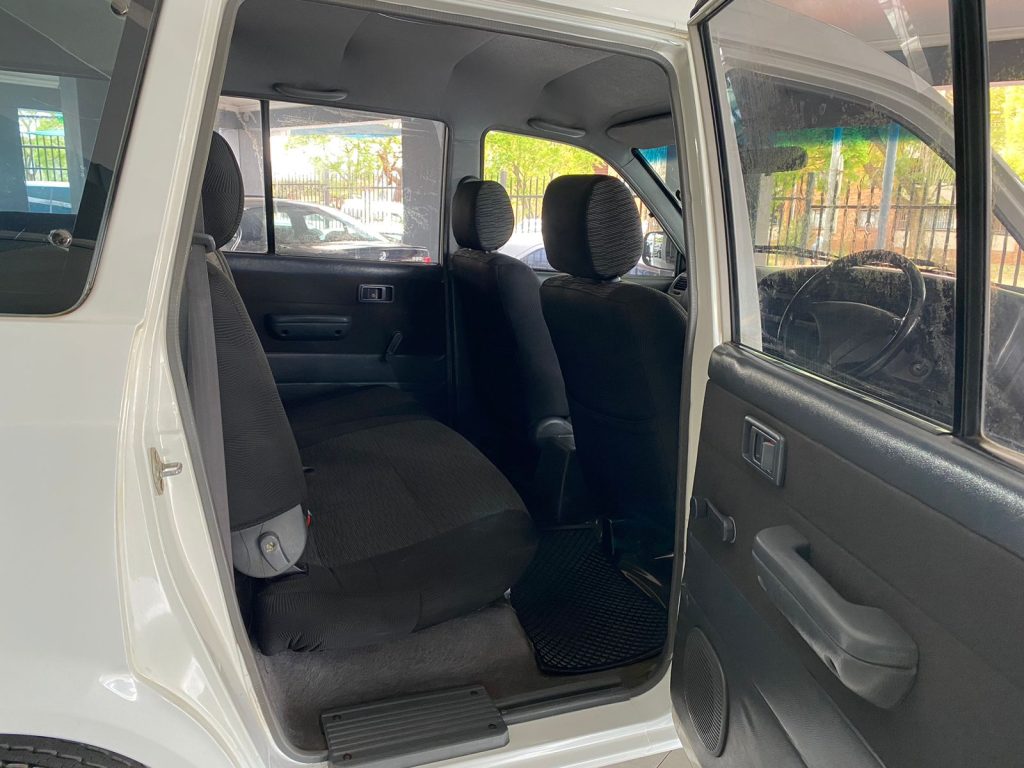 2005 Toyota Condor 3000D TE 7-Seater For Sale!