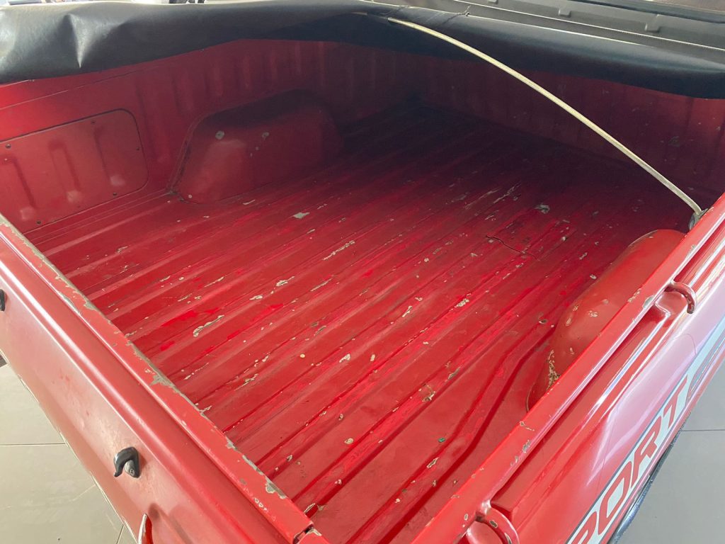 1988 Nissan 1400 SPORT Bakkie For Sale!